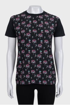Black T-shirt with floral print