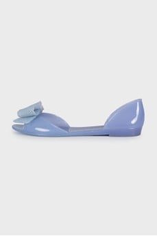 Silicone sandals decorated with a bow