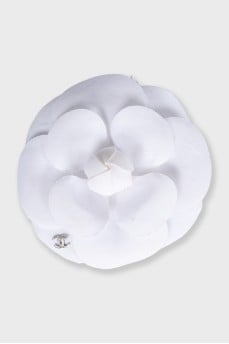 Textile flower brooch
