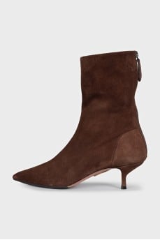 Укорочені чоботи із замші на підборах kitten heel