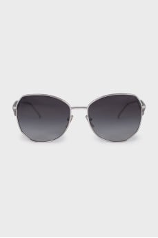 Silver frame sunglasses with logo