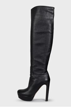 High-heeled leather boots