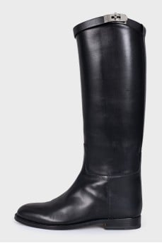 Black leather boots with signature buckle
