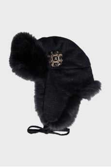 Fur and wool hat with a brand logo