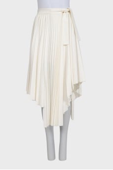 White pleated skirt
