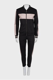 Tracksuit with logo