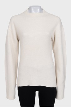 Beige straight-cut sweater