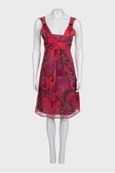 Red silk sleeveless dress
