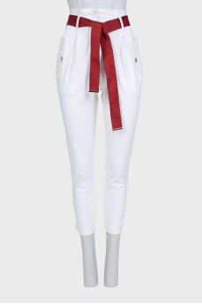 White high-waisted jeans