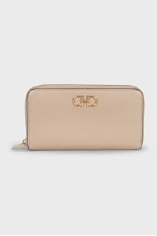 Beige leather wallet