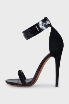 Black sandals with a leather strap