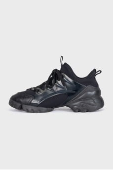 Black D-Connect sneakers