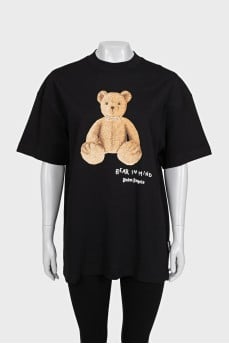 Oversized T-shirt with an accent print on the front
