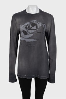 Gray long sleeve shirt with print