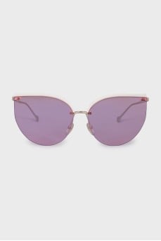 Cat eye sunglasses with pink lenses
