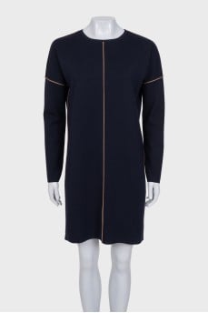 Loose-fitting blue wool dress
