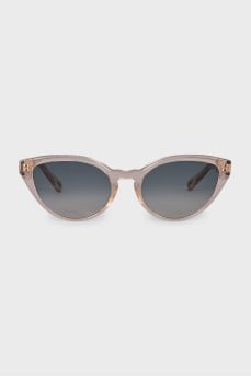 Beige cat eye sunglasses
