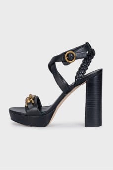 Leather sandals with chunky heels