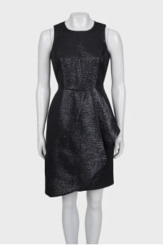 Fitted dress with zipper and hook closure