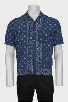 Men's straight-cut shirt with short sleeves