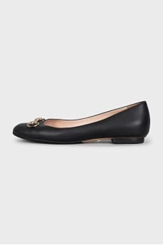 Leather ballet flats with decoration