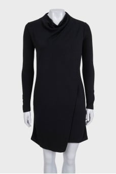 Black fitted dress with a collar
