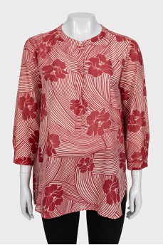 Red loose printed blouse