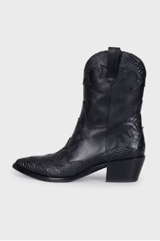 Black leather Cossacks