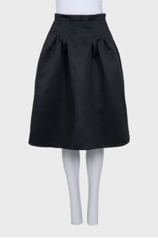 Black midi skirt with a zipper