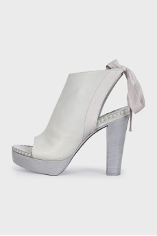 Gray leather heeled sandals