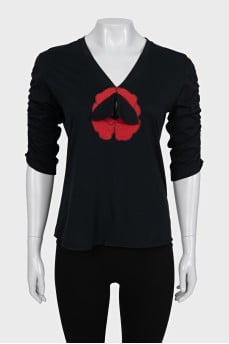 Black T-shirt with 3/4 sleeves
