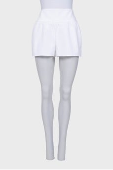 White fitted shorts