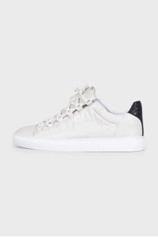 Men's white Arena sneakers