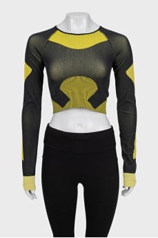 Cropped sports top with long sleeves