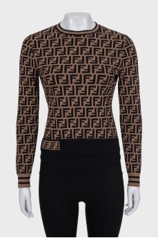 Brown jumper with a signature print