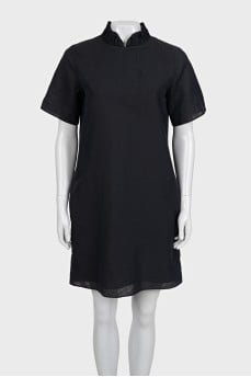 Straight-cut dress with ties