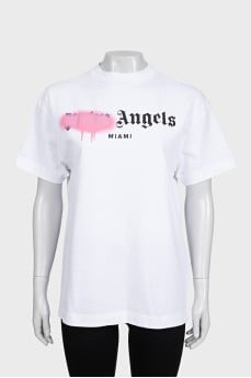Straight white T-shirt with print