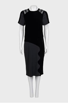 Black dress with perforated shoulders