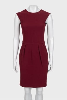 Red fitted dress with pockets