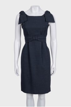 Black dress with ties on the shoulders