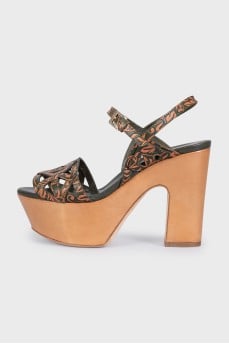 Printed leather sandals with wooden heels