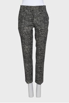 Cropped straight-leg trousers with a print