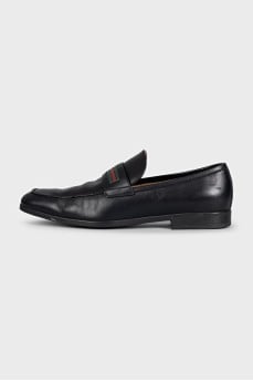 Men's loafers with two-tone branded insert
