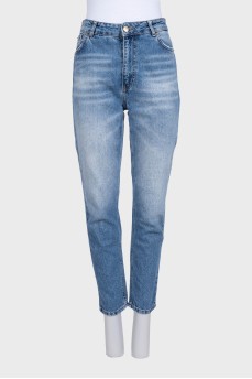 Cropped straight leg jeans with distressing