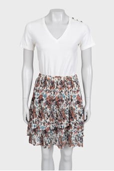 Fitted pleated dress