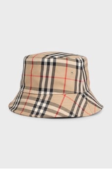Panama hat in the signature check