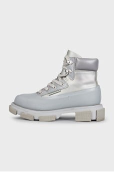 Gray boots with rubber toes