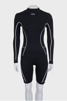 Tight-fitting tracksuit