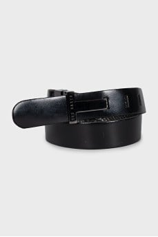 Double-sided belt in a combination of colors