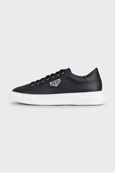 Men's black leather lace-up sneakers